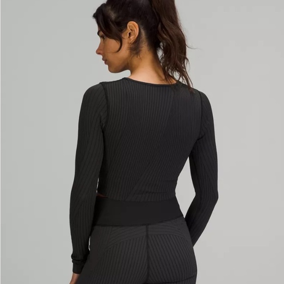 LULULEMON Ebb to Street Long Sleeve Shirt - Picture 2 of 10